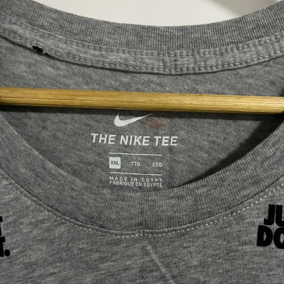 Nike T Shirt XXL - Picture 2 of 6